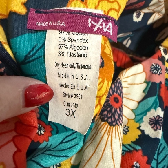 Floral Sleeveless Dress - Picture 6 of 6